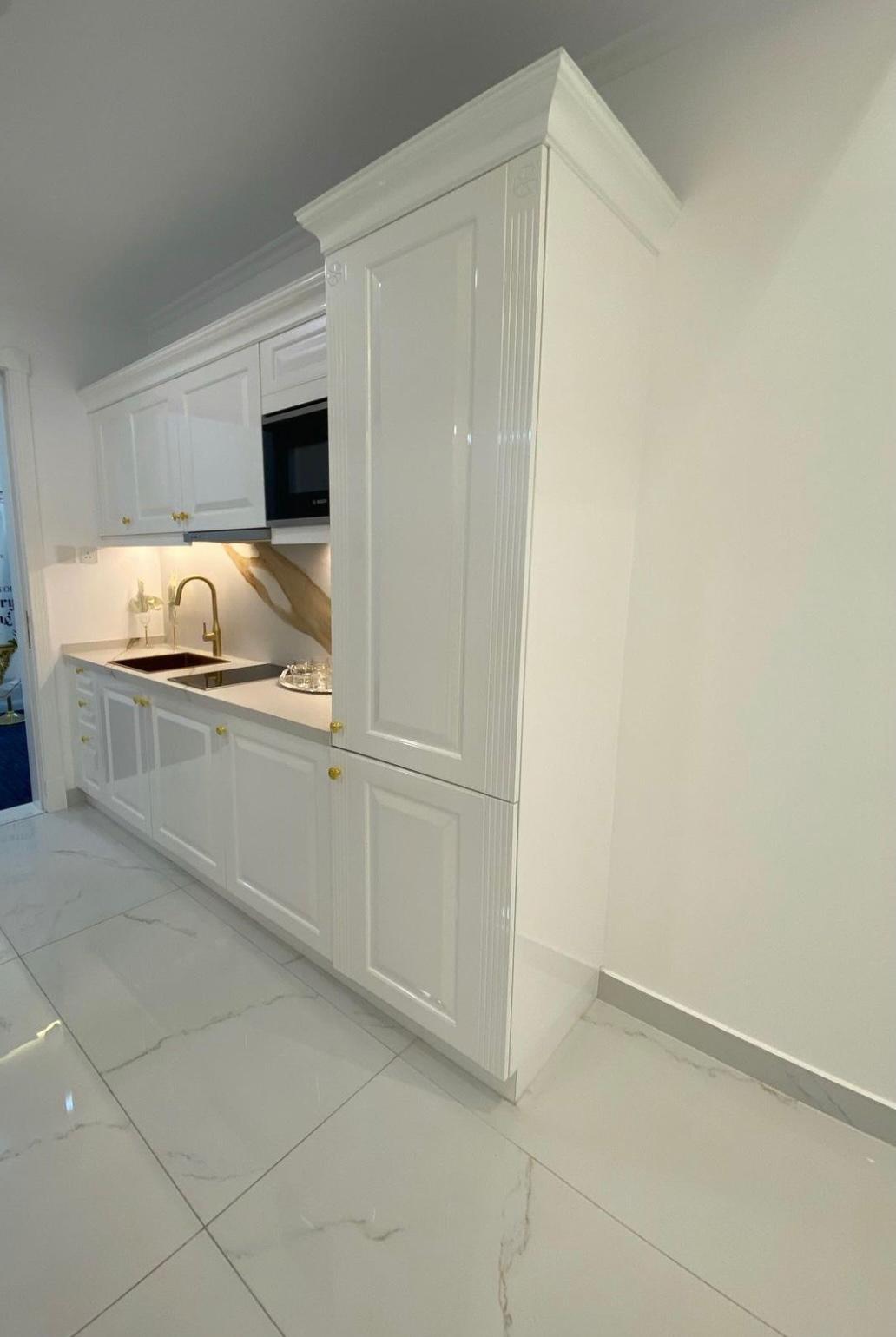 White_5